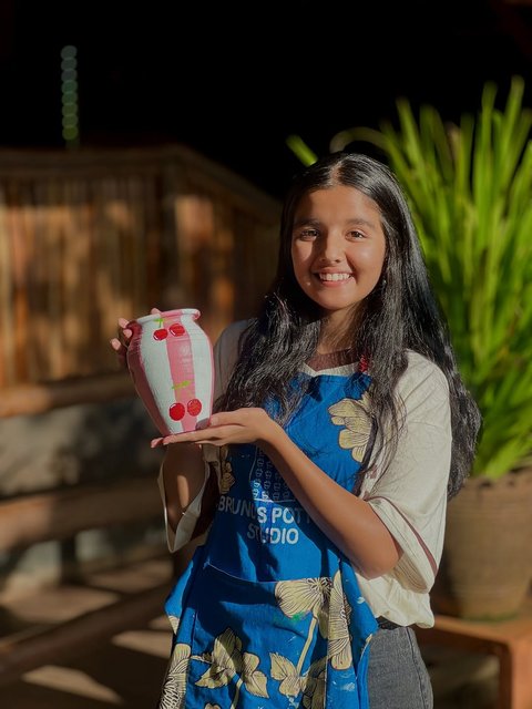 Looking for a fun, creative way to spend your Saturday? Join us tomorrow for Pottery classes at Ashiana Restaurant! Whether you’re coming with friends or looking for a great activity for the family, it’s the perfect way to spend the day.
📅 When: Tomorrow, Saturday, April 25th
⏰ Time: 11:00 AM – 6:00 PM
📍 Where: Ashiana Restaurant
Fee:
🔸 Adults: 30,000 UGX
🔸 Kids: 25,000 UGX
Come ready to learn, create, and have a great time! Tag someone you want to bring along in the comments below. 👇. #PotteryClasses #friendsandfamilyactivity #potteryexperience #PotteryFun #weekendvibes