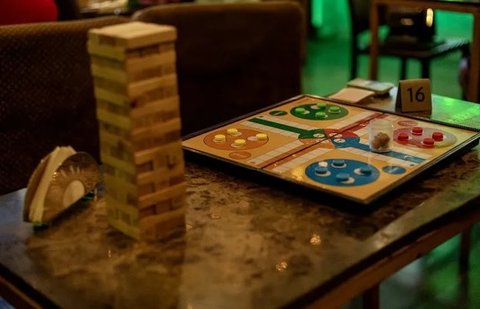 Shake off those Monday blues at @ninety9rooftopbar .
Come waka off all that election-break fatigue with Myles & Quiz Night 
For Inquiries 📞 +256 312 554 000
#quiznight #mondayvibe #2026 #unwinding