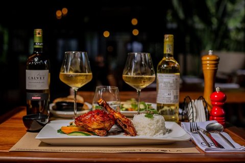 Golden, tender Tavola half spring chicken paired perfectly with a crisp glass of Calvet white wine. A harmony of flavor in every bite and sip. 🍷✨
Visit Tavola today for a memorable experience.

Call +256 393000568 to place your order.
📍 Tavola, Design Quarter. Plot 38, Kyadondo Rd. Nakasero.
#tavola #finedining #kampalarestaurants #winepairing