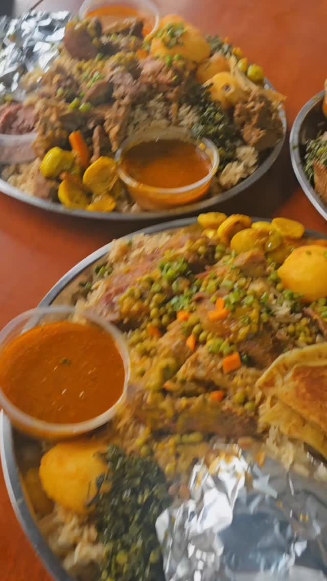 Local Ugandan food at its Best..
Menu Details below profile...
#kampala#lusaniya#exploreuganda#kampalarestaurants#swahilifood