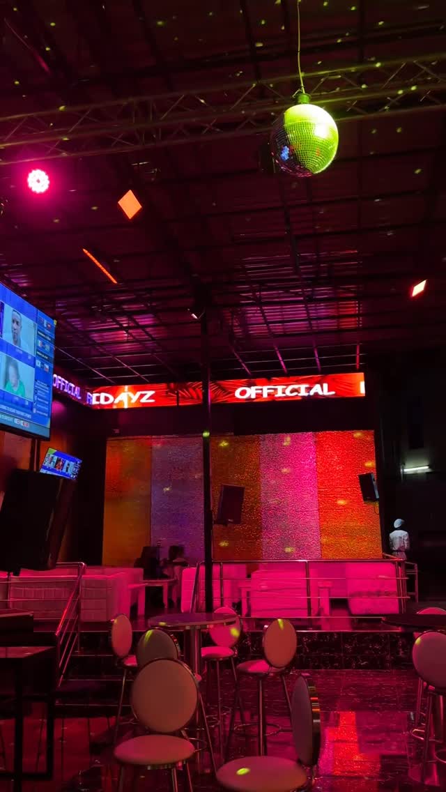 Hangout Lounge post