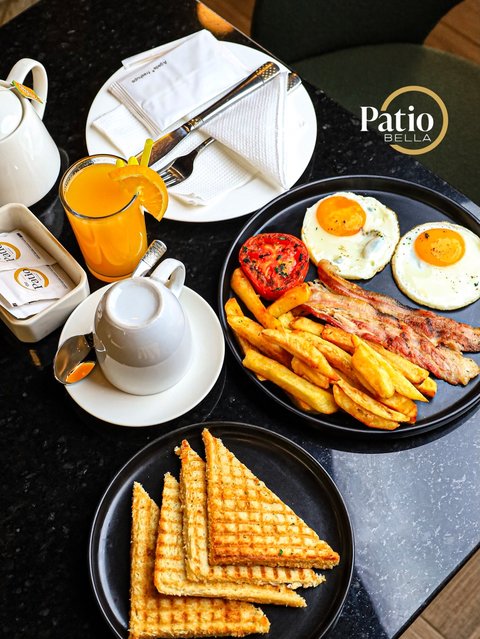 POV: You skipped breakfast… then remembered Patio Bella exists. 😮‍💨🍳

Big portions. Fresh coffee. Good vibes. Prices that don’t hurt your wallet.

Breakfast starts at 6:30 AM—because your day deserves a better beginning.

📍 Patio Bella

#PatioBella #WhereWeAllComeTogether #Breakfast #Kampala #bellabreakfast
