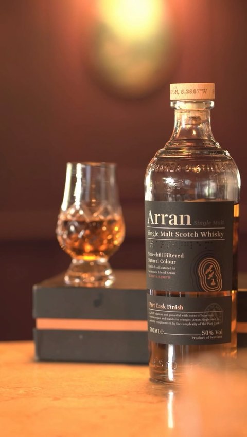 From rare pours to timeless favourites, every whisky at Cantine Divino is thoughtfully selected and curated for unforgettable evenings.
Whether you’re celebrating, closing a deal, or simply unwinding after a long day, your seat is waiting.

Reserve your table and experience Kampala’s destination for exceptional dining and curated whisky selections.
📍 Plot 4A Mabua Road, Kololo 
📞 +256 700 805000

#CantineDivino #WhiskyLovers #LuxuryDining #KampalaRestaurants #WhiskyExperience