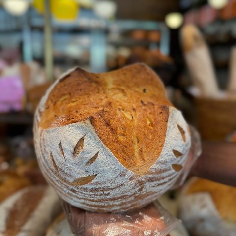 Try something different , Carrot Bread 🥕the perfect bread to make an amazing sandwich or to have aside of your meal.