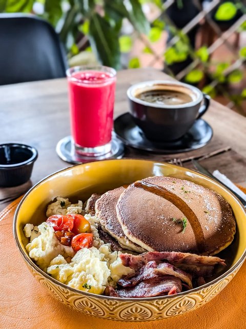 Give into your cravings...

📍 Plot 6, Kanjokya Street 
📍 City Centre, Opposite Uganda House
☎️ 0709 744 804 / 0780 542 055