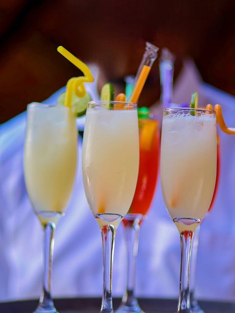 Every moment deserves the perfect cocktail, and at Tamarai, every sip is crafted to elevate your experience. From laid-back afternoons to unforgettable evenings, our signature cocktails are made to match every mood.

Join us for expertly crafted drinks, exceptional cuisine, and an ambiance that keeps you coming back for more.

📍 Plot 14, Lower Kololo Terrace
📞 0750 422389
🌐 Order online: https://menu.tamaraithai.com
#fyp #menu #cocktails #happyhour #restaurant