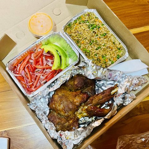 Looking for a legendary meal?
Drop in for our irresistible goat leg or simply contact us on 0775643513 to get it delivered to you 😋
#LegendsMeals
#Food #Foodie #Foodstagram