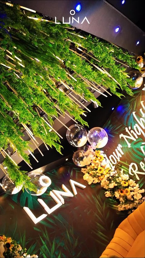 🎉 From private parties to corporate celebrations and unforgettable kasikis — LUNA is where every occasion comes alive! ✨

Let our stunning rooftop views, signature cocktails, and vibrant vibe set the perfect mood for your special event. 🥂

📍 5th Floor, The Cube Kisementi
📞 Book your date: +256 9091 2509

#LunaKampala #LunaNights #PrivateEvents #CorporateParties #Kampala