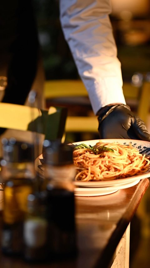 Looking for your next dining destination?
Step into an atmosphere of elegance, watch culinary artistry unfold in our kitchen, and enjoy impeccable service from the moment you arrive.
Every visit is designed to be an experience worth sharing.

Book your table today. 📞 +256 700 805000
📍Plot 4A Mabua Road, Kampala 

#FineDining #KampalaRestaurants #LuxuryDining  #DateNight #CantineDivino