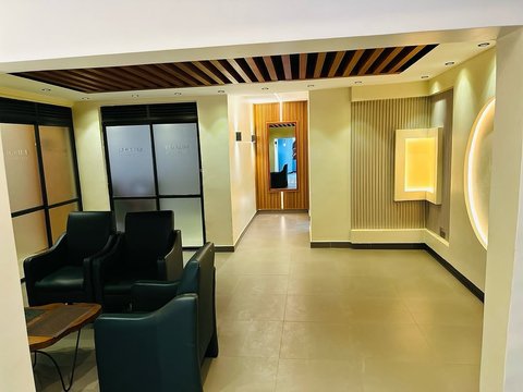 The weekend is here, and there’s no better place to unwind than Tamarai. ✨

Experience the unmatched Tamarai ambiance, where elegance meets comfort. Enjoy authentic Thai cuisine, handcrafted cocktails, and discover our brand-new VVIP rooms designed for those who value privacy and a truly refined dining experience.

📍 Plot 14, Lower Kololo Terrace
📞 0750 422389
🌐 Order online: https://menu.tamaraithai.com
#fyp #ambiance #menu #vvip #food