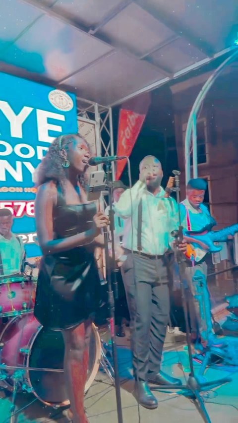 Yeffe Band doing what they do best. 🎸✨ 📍 Kurax Foods & Lounge
#music #bestfood #kuraxfoodlounge #trending #fypviral