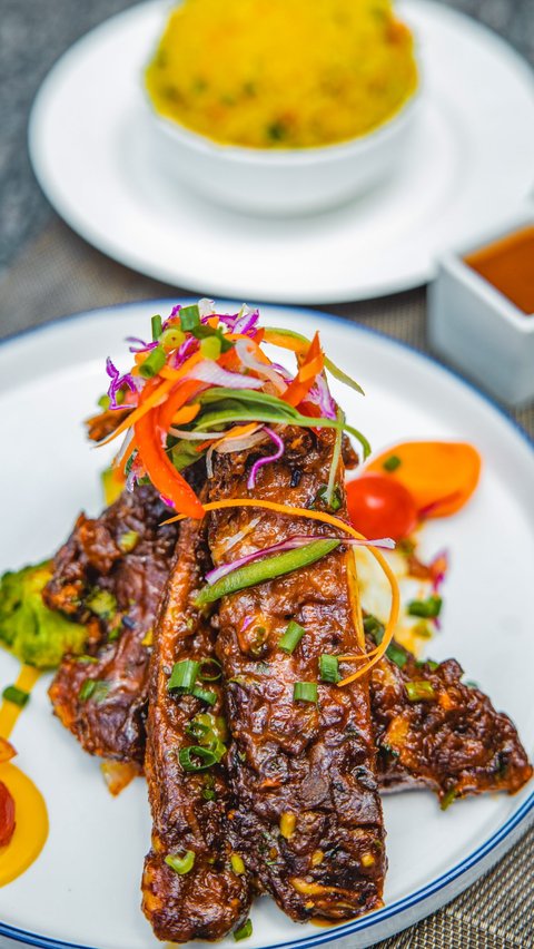 Good Vibes Friday. D’MAESTROZ live.

The band plays. You sing along. The drinks keep coming. The conversations get louder. That’s how Fridays at The Villa are meant to feel.

Reservations: 0200999842 | 0784720470

#TheVillaExperience