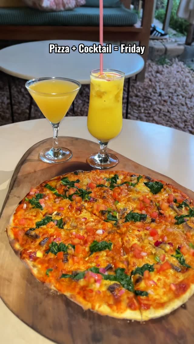 Enjoy your Friday in style. 🤩

Get a free cocktail with any pizza order every Friday at Wild Coffee Bar in Muyenga.

#pizza #cocktail #offer #friday