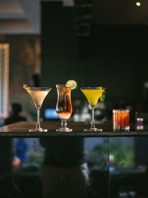 Cheers to Friday, friends. We made it 🥂.

📍Plot 13 Malcom X
or ☎️0774034108.

#food #Zorba #Kololo #fyp