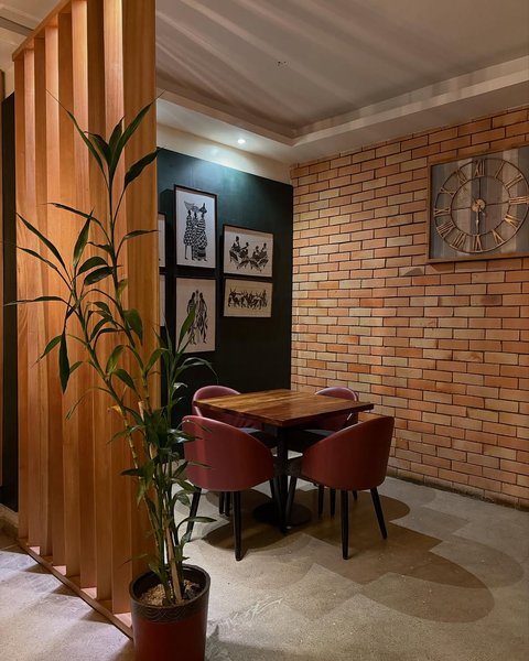 Which is your favorite spot @the Bench Restaurant?