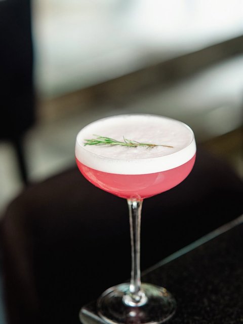 Good drinks. Great company. Endless memories.
Whether it’s handcrafted cocktails or your favourite classic pour, Molecule is where every glass sets the mood for an unforgettable night!
.
.
.
#bites #molecule #kampala #uganda