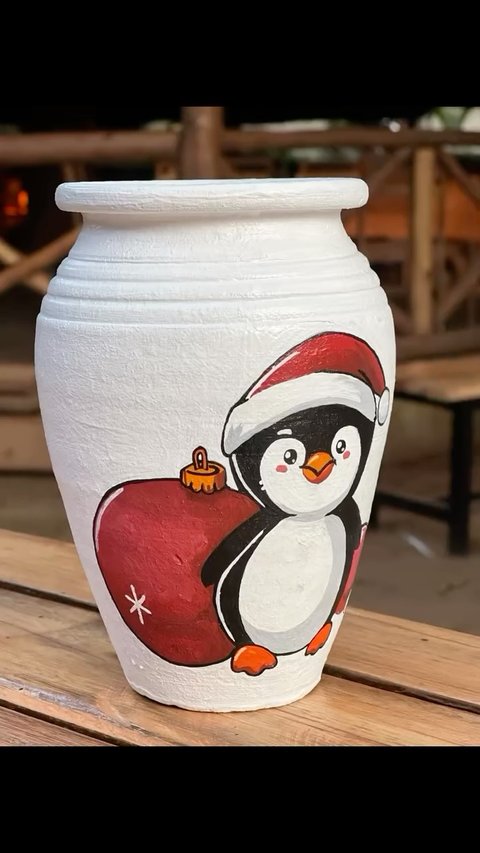 It’s tiiiiimmmmeee 🎄💃🏽🥰. Join us tomorrow at Ashiana Restaurant Bugolobi for an amazing pottery session at only 30,000ugx. #potterypainting #potterywheelthrowing #potteryexperience #chrismastime🎄🎁🎅⛄️️