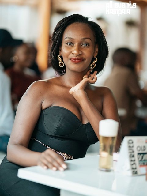 Face cards at #OldSchoolSoiree Vol 13 

#AllEventsKla