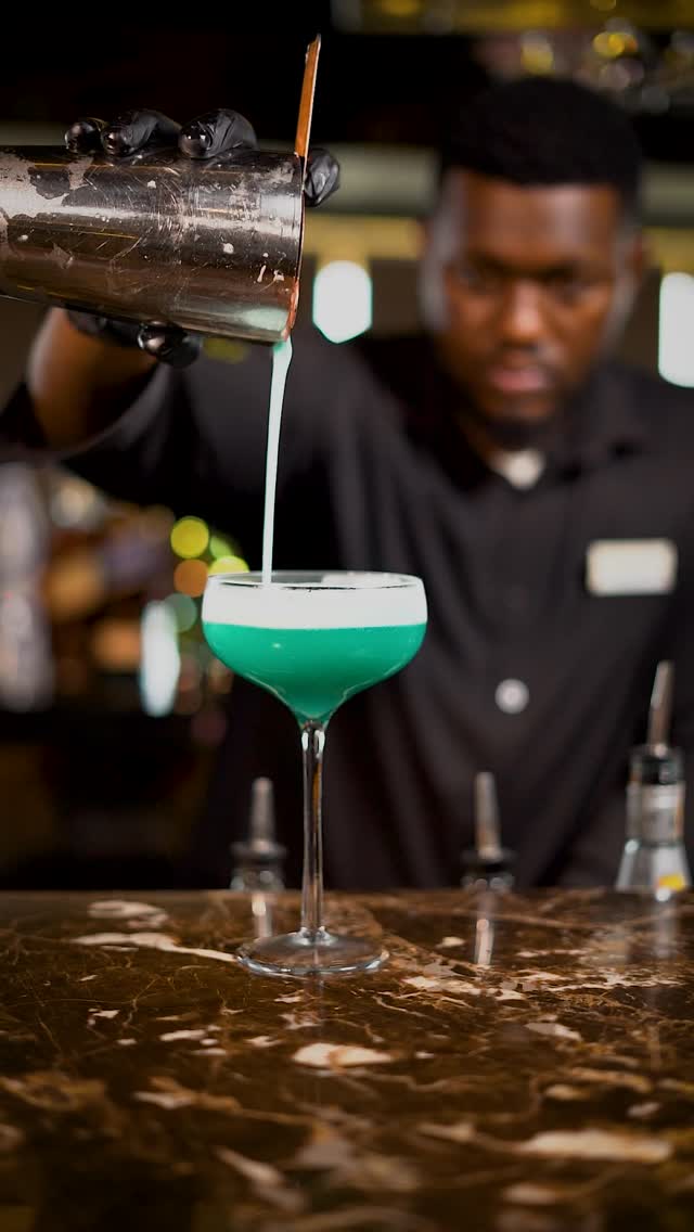 Blue Agave Sour. 🍸

The art is in the pour.