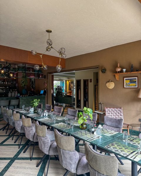Details That Reflect the Standard

From intimate tables to artful arrangements, every detail at Rose Gardens has been thoughtfully composed to create a dining experience that resonates. 

Whether you’re here for a quiet toast or a full celebration, expect more than just a meal expect something memorable. 

For reservations/inquiries
☎️Call/WhatsApp: +(256) 709 718 4721 +(256) 200 888200 +(256) 776 896 519
Zzimwe Road, Muyenga!