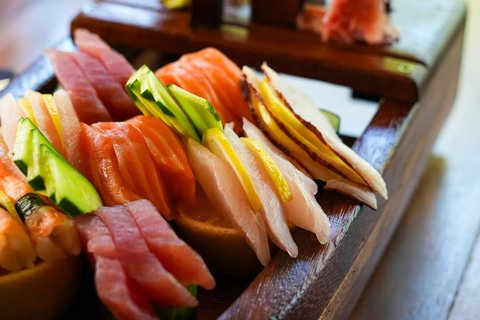 Freshness is one of those things you can’t really fake ✨

You see it first, then taste it, and suddenly everything just makes sense 😌

Simple, clean, and all about letting great ingredients do what they do best. 🤍

Sometimes the freshest dishes say the most with the least.

#Japanesefood#FreshFlavours #Sashimi #JapaneseDining #foodie