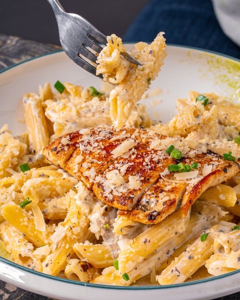 Every bite is a taste of comfort. Creamy and absolutely delicious.