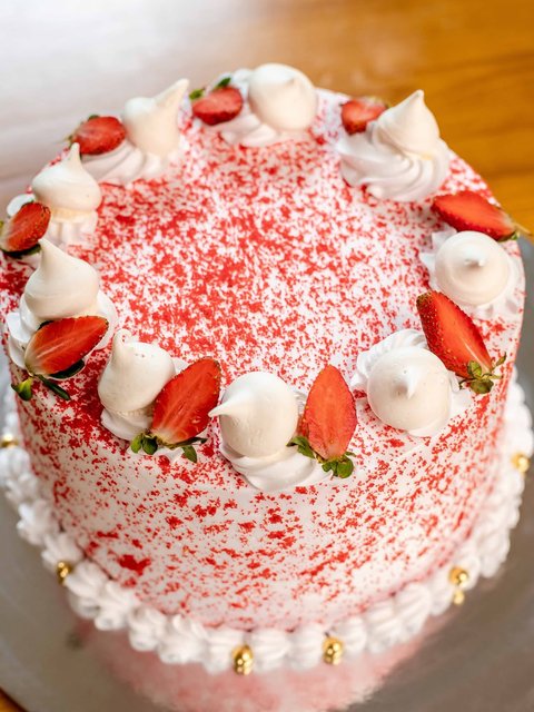 Freshly baked and made to be enjoyed slowly. 🎂 

For Reservations ☎️: 0742102421

#AldeaRestaurant