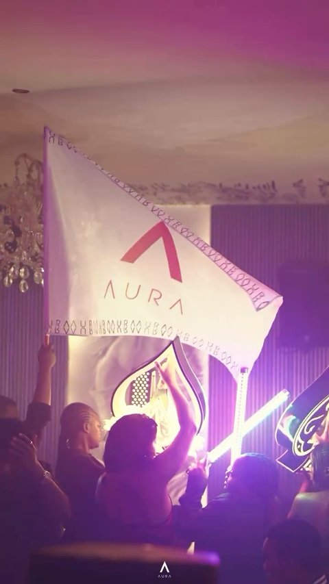 Clock out. Dress up. Pull up. 🥂
Another week of unforgettable nights begins at Aura. Let’s make every night count. This week’s agenda: good music, great company, unforgettable nights.
Everything else can wait. See you at Aura.