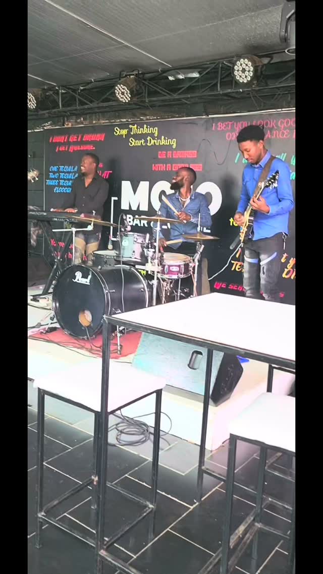 Every sunday come through 3pm to 7pm inside mojo as we vibe with the best @zaabu_band