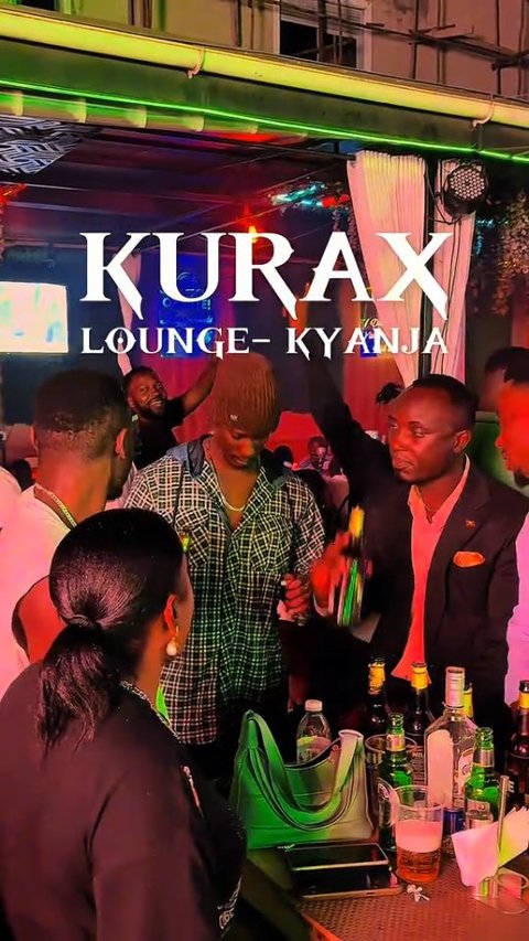 Kurax food Lounge post