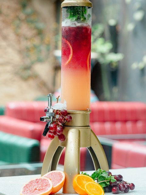 The bigger the pitcher, the better the memories. 🍹✨
Pitchers starting at 149,000. Grab your crew and pour the good times.
.
.
#pitchers #cocktails #instadrinks #cocktaillovers #fyppp