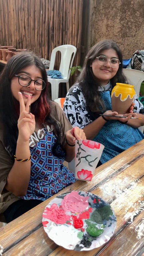 Join us tomorrow at the beautiful Ashiana Restaurant for an intimate pottery workshop. It’s the perfect opportunity to learn a new skill, enjoy great company, and take home something uniquely yours.
 All materials provided.
 Beginners warmly welcomed.
📌 Spaces are highly limited to ensure everyone gets hands-on guidance. DM us to reserve your seat today!