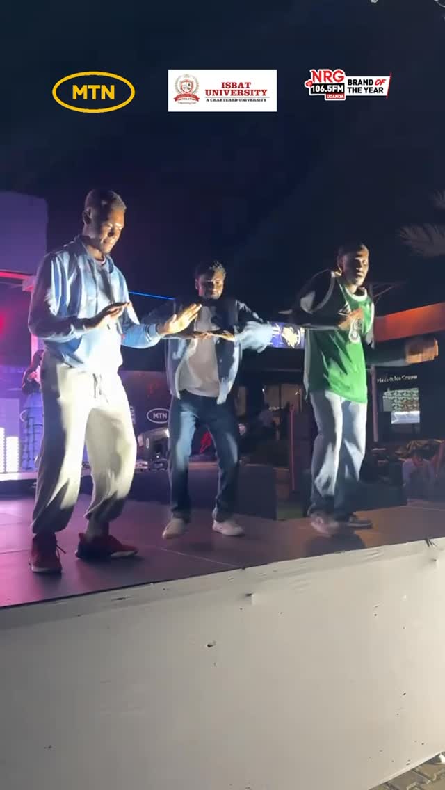 The stage was theirs and they owned every second 🔥🎤
Pure talent, confidence, and energy from the ISBAT University students at Noni Vie… this is what a freshers ball should look like