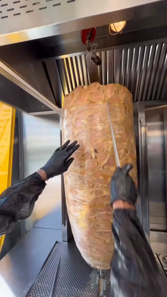 Craving shawarma? Juicy chicken or beef, wrapped fresh and packed with flavour. Come grab yours at Middle East Restaurant today—or order through the MER App or…