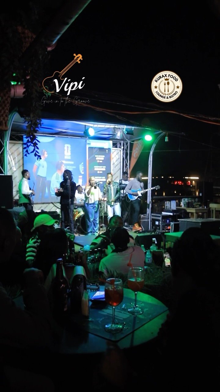 Kurax food Lounge