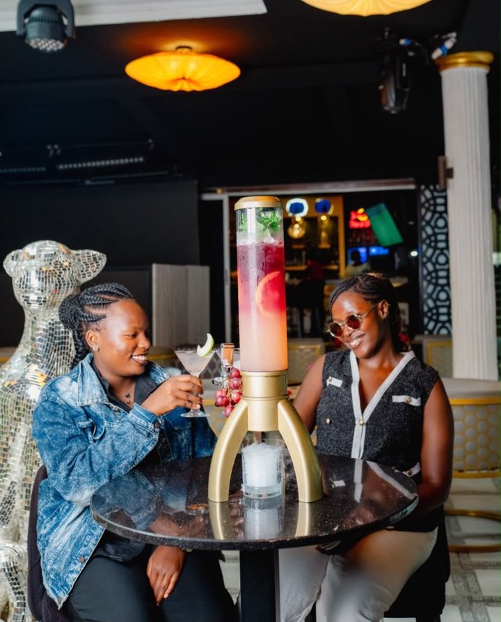 Sip, smile, and savour the moment Because the best memories are made over great drinks and better vibes!
.
.
.