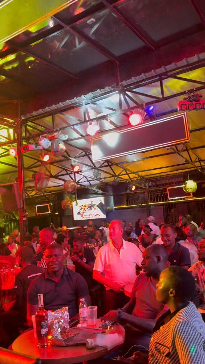 Tales Lounge