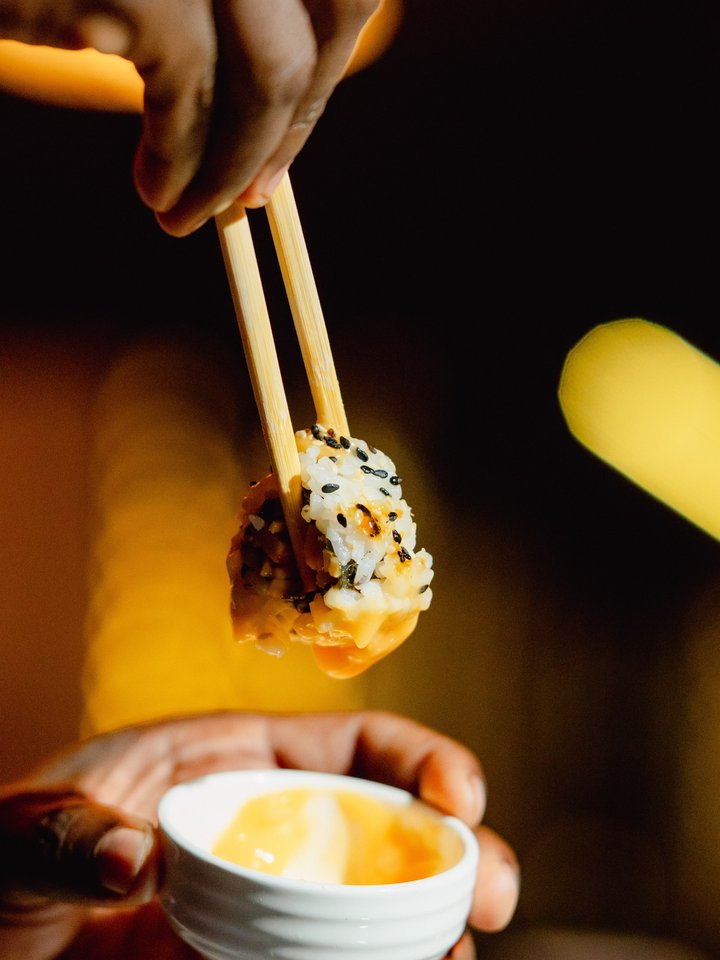 Sushi lovers, this one’s calling your name. .
.
.