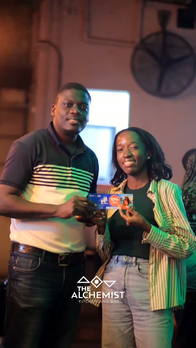No leaving the venue... empty-handed. Tonight's quiz champs just leveled up. Walking away with vouchers worth 10% off any trip of their choice. Well deserved!